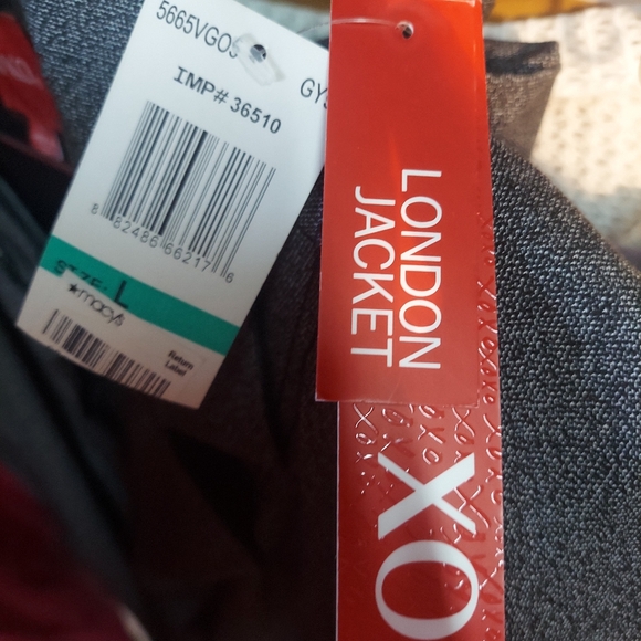 XOXO NWT Grey Tweed Women's London Style Suit Jacket with matching pants - Picture 6 of 6